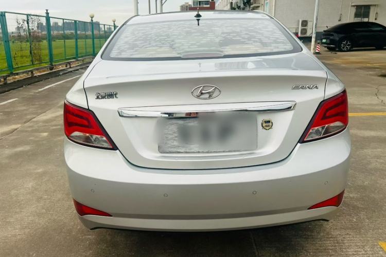 Used Hyundai Verna (older generation) 2014 1.4L Manual Top-Tier Model TOP
