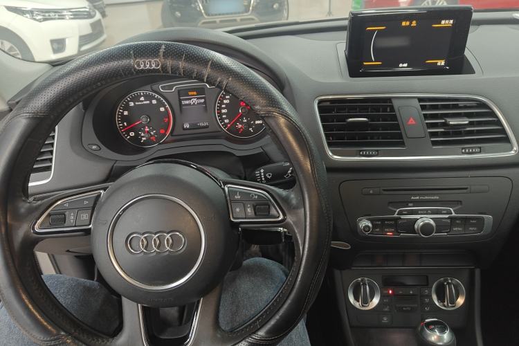 Used Audi Q3 2015 30 TFSI Ambition Edition
