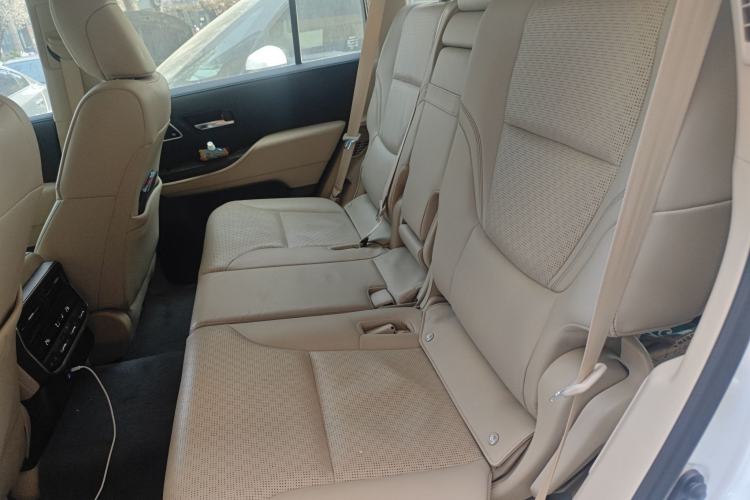 Used Toyota Land Cruiser 
