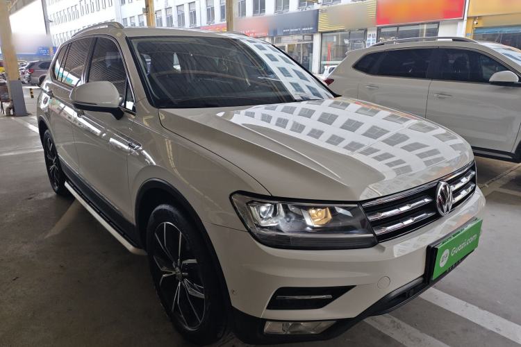 Used Volkswagen Tiguan L 2019 330TSI Automatic Two-Wheel Drive Smart Luxury Version China VI Standard
