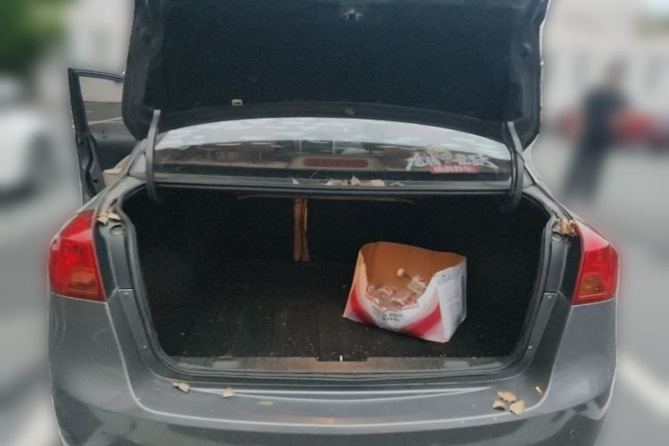 Used Buick Excelle 2013 1.5L Automatic Classic Model Trunk