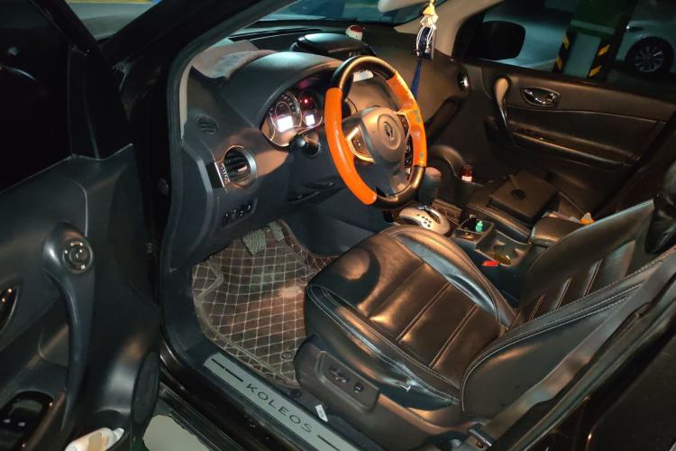 Used Renault Koleos 2014 2.5L Two-Wheel Drive Comfort Edition
