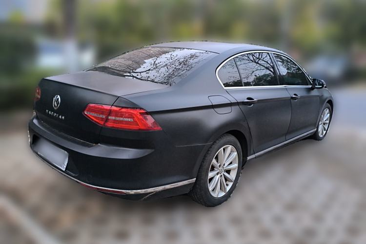 Used Volkswagen Magotan 2018 330TSI DSG Advanced Model Rear Right 45 Deg