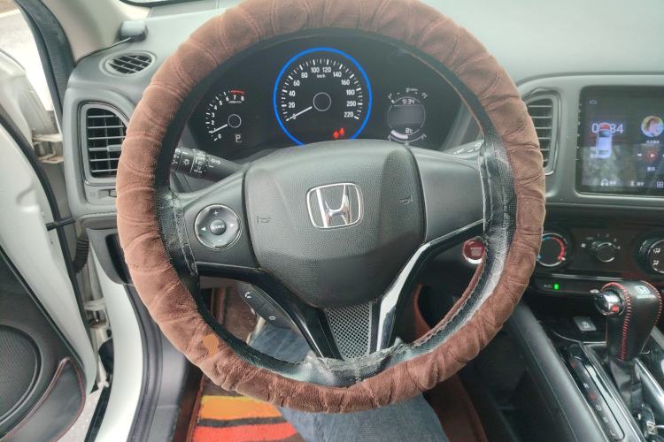 Used Honda Vezel 2016 1.8L CVT Front-Wheel Drive Pioneer Edition

