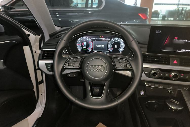 Used Audi A4L 2020 40 TFSI Fashionable and Elegant Model