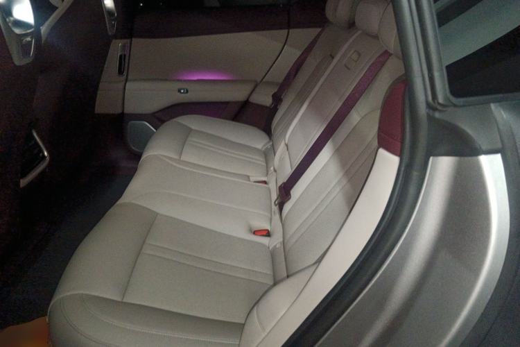 Used Xiaomi Auto YU7 2025 Ultra-Long Range All-Wheel Drive Pro Version
