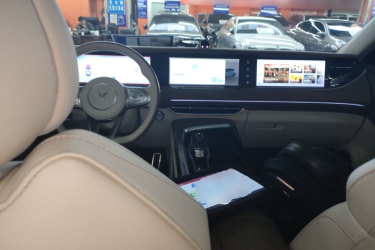 Used VOYAH FREE 2021 Four-Wheel Drive Extended-Range First Edition Commemorative Edition Exclusive Luxury Package
