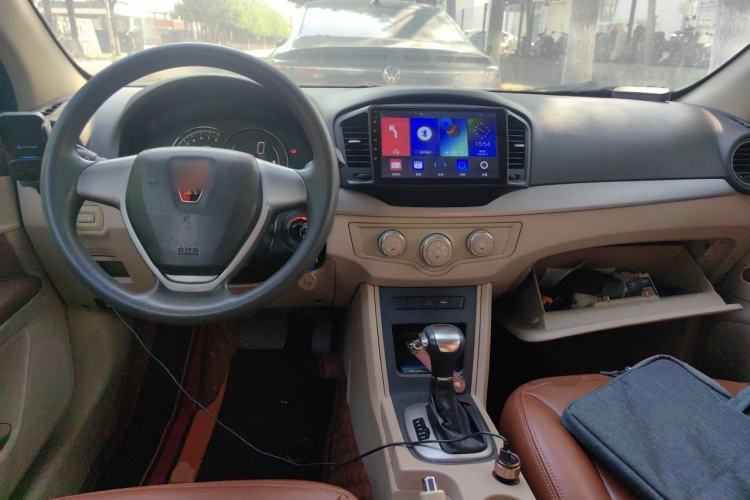 Used Roewe 350 2015 1.5L Automatic Luxury Sunroof Edition
