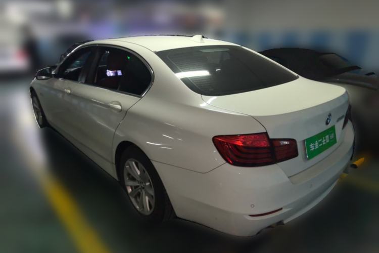 Used BMW 5 Series 2014 528Li Leading Model

