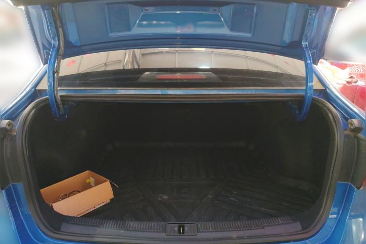 Used Roewe i5 2019 1.5L Automatic 4G Connected Langhao Edition
