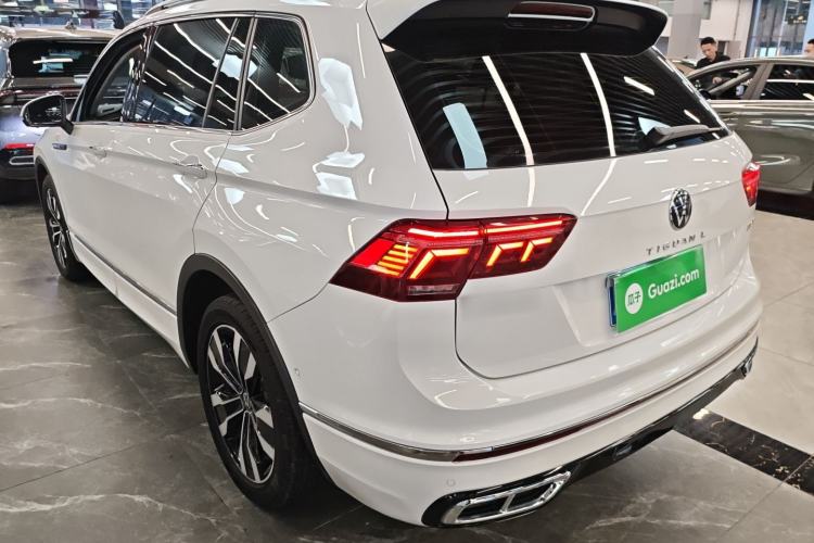 Used Volkswagen Tiguan L 2023 330TSI Automatic Two-Wheel Drive R-Line Enjoyment Edition Rear Left 45 Deg