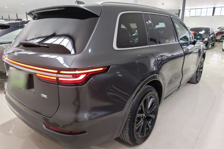 Used Li Auto ONE 2021 Extended-Range 6-Seater Version Rear Right 45 Deg