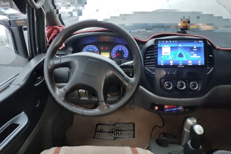 Used FORTHING Lingzhi 2014 V3 1.5L 7-Seater Standard Model II
