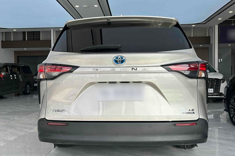 Used Toyota Sienna 2021 2.5L Hybrid Comfort Edition