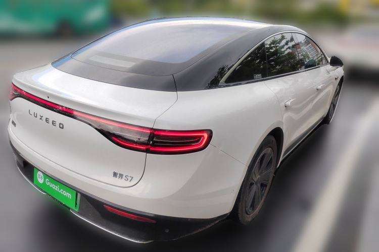 Used Hima Luxeed S7 2024 Max Rear-Drive Long-Range Intelligent Driving Version
