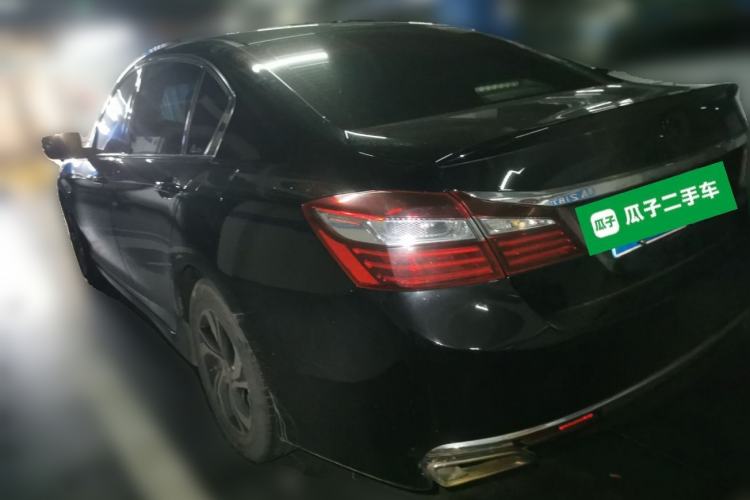 Used Honda Accord 2016 2.0L Comfort Edition Rear Left 45 Deg