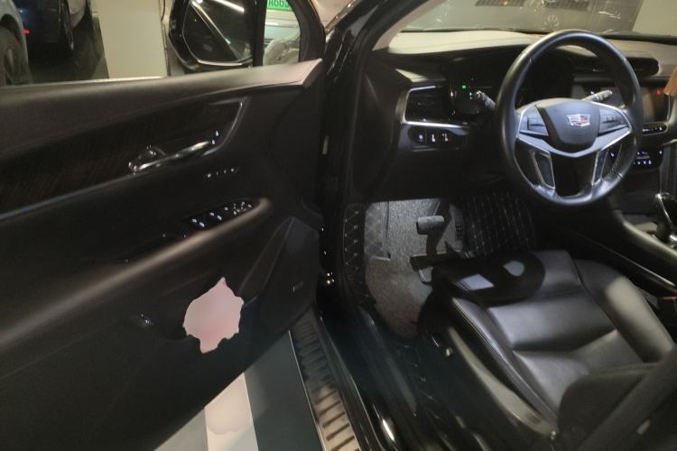 Used Cadillac XT5 2016 25T Luxury Model