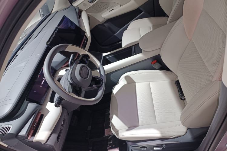 Used Lynk & Co 06 EM-P 2023 EM-P 126 Long-Range Halo
