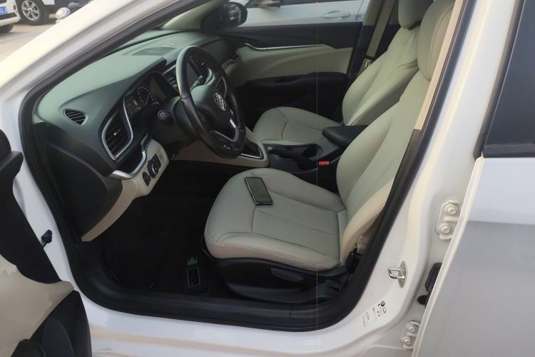 Used Buick GT 2019 15T Dual-Clutch Connected Elite Model China VI Left Front Seat