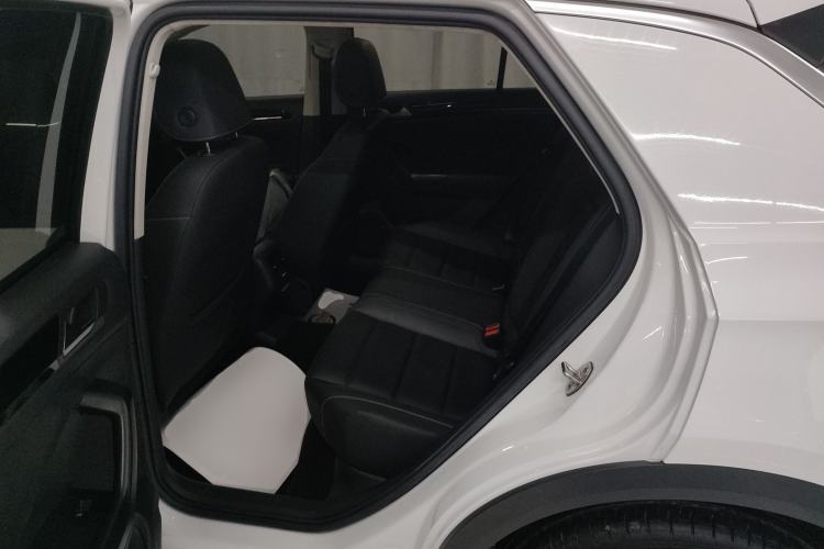 Used Volkswagen T-ROC 2021 280TSI DSG Two-Wheel Drive Comfort Connect Edition Left Rear Seat