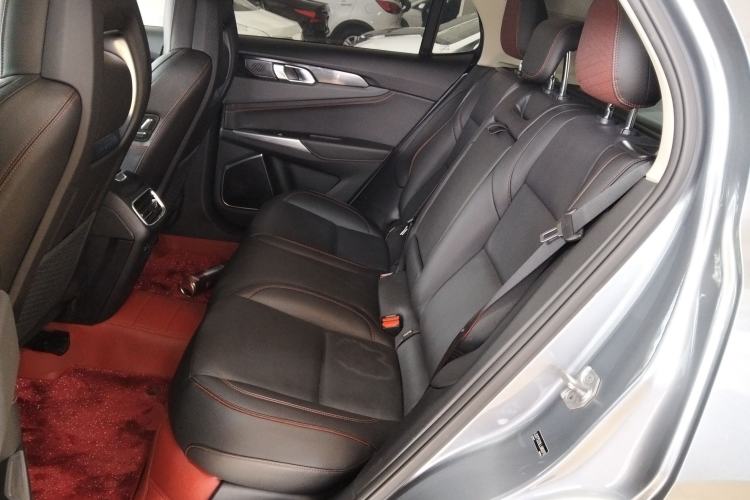 Used Lynk & Co 01 2019 2.0T Two-Wheel Drive Zhaopu Version China VI Standard
