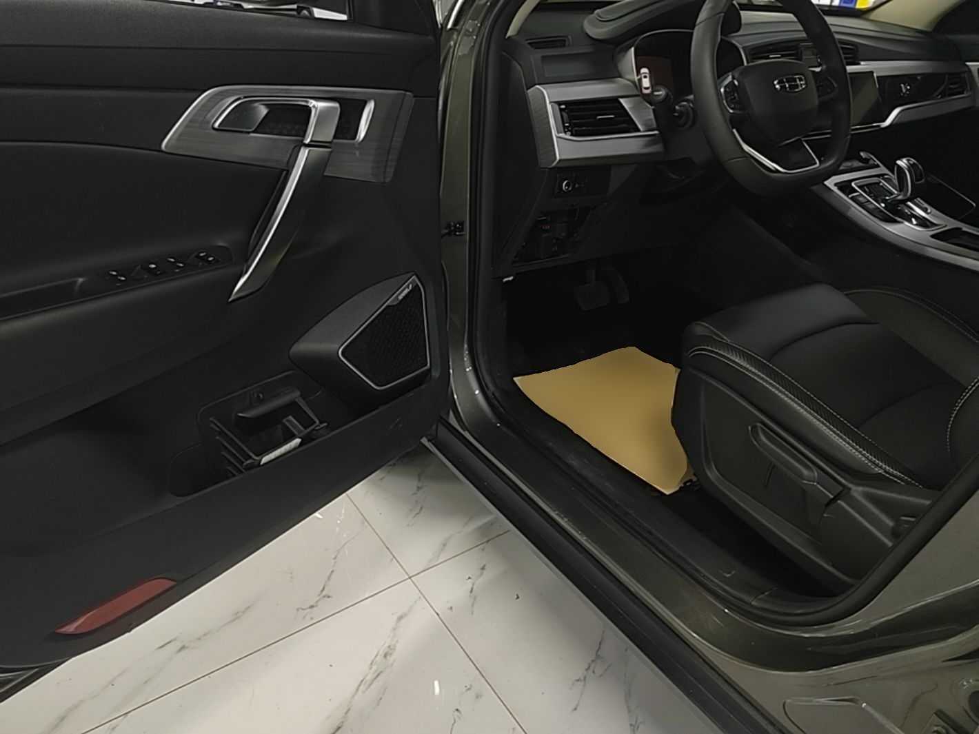 Geely Auto Emgrand X7 Sport 2021 1.8TD DCT Two-Wheel Drive Asian Games Comfort Edition — снимка 18