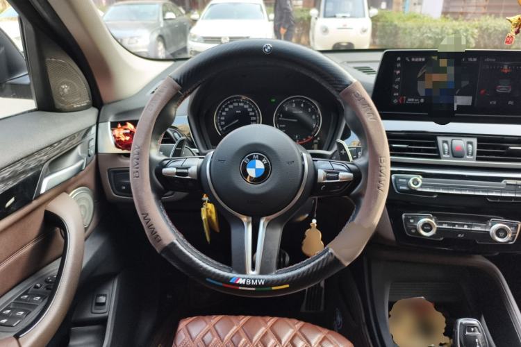 Used BMW X1 2020 sDrive25Li Leading Model
