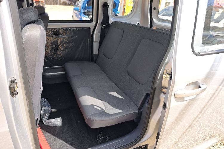Used Wuling Zhiguang New Energy 2025 Comfort Model Left Rear Seat