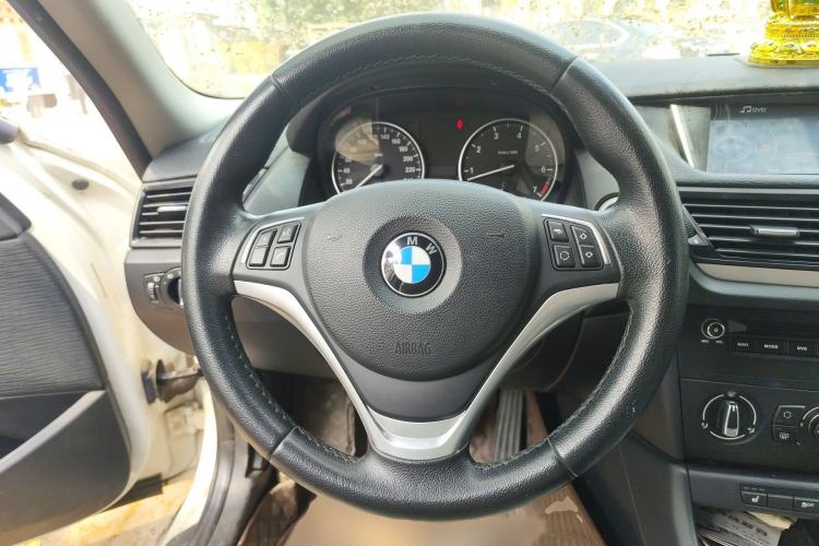 Used BMW X1 2014 sDrive18i Fashion Model