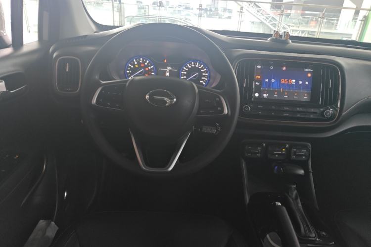 Used GAC Trumpchi GS3 2017 150N Automatic Elite Edition Steering Wheel