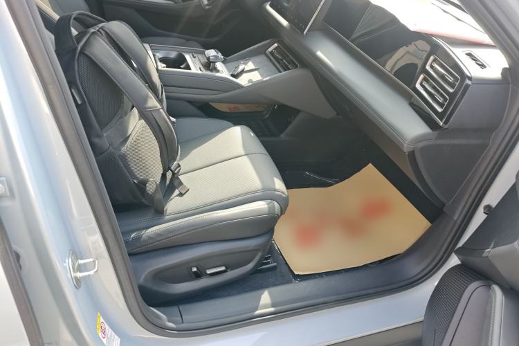 Used BYD Qin L 2025 DM-i Smart Drive 120KM Superior Model
