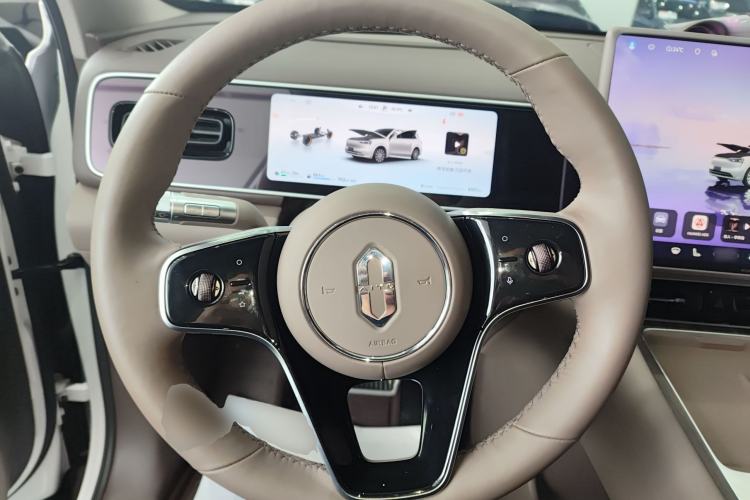 Used Hima AITO M7 2026 Model Range-Extending Pro+ All-Wheel Drive 5-Seater Version
