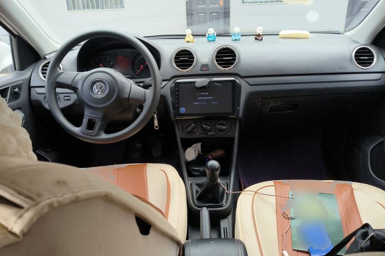 Used Volkswagen Jetta 2017 1.4L Manual Fashion Edition
