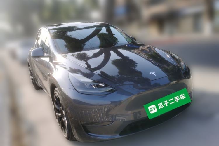Used Tesla Model Y 2021 Long-Range All-Wheel-Drive Version