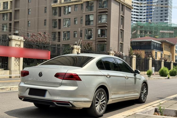 Used Volkswagen Magotan 2020 330TSI DSG Luxury Edition