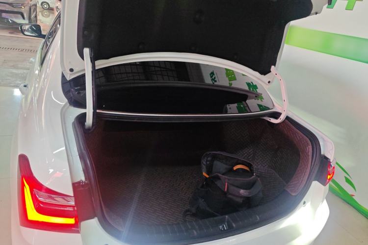 Used BYD Qin New Energy 2021 Travel Edition Trunk