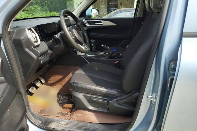 Used Great Wall King Kong Poer 2022 2.0T Manual Diesel Two-Wheel Drive Elite Version Long Bed Flatbed – GW4D20M
