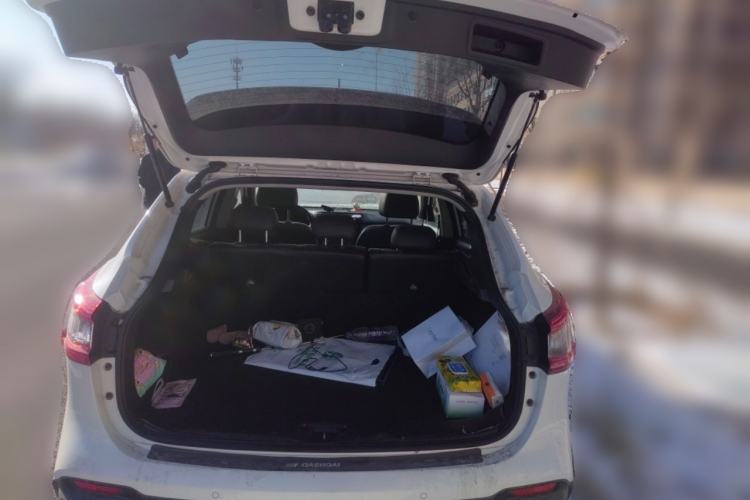 Used Nissan Qashqai 2022 2.0L CVT XV Premier Luxury Edition Trunk