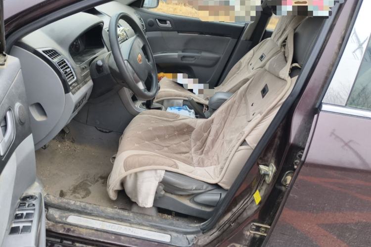 Used Geely Auto Classic Emgrand 2012 Sedan 1.8L Manual Comfort Model
