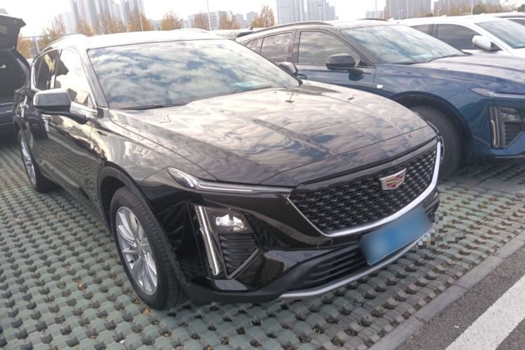 Used Cadillac GT4 2023 25T Fashion Edition