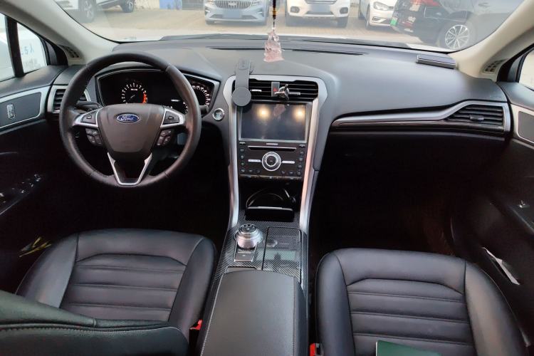 Used Ford Mondeo 2018 EcoBoost 200 Smart Control Fashion Model China VI Standard