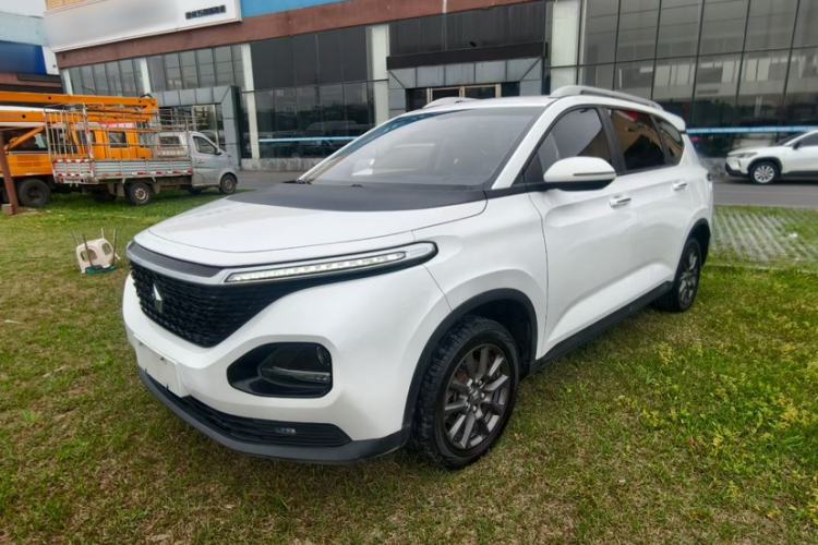 Used Baojun RM-5 2019 1.5L Manual Elite Edition with 24-hour Online Service 5 Seats