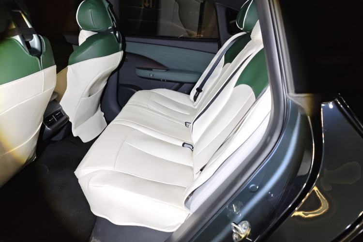 Used Nissan N7 2025 625 Max Left Rear Seat