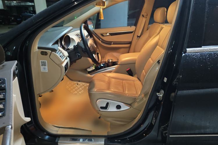 Used Mercedes-Benz R-Class 2015 R 320 4MATIC Luxury Model