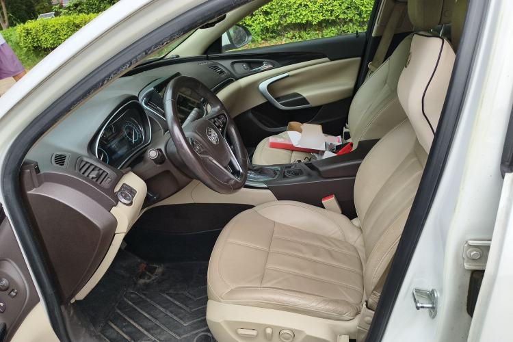 Used Buick Regal 2014 2.0L Elite Fashion Edition Left Front Seat