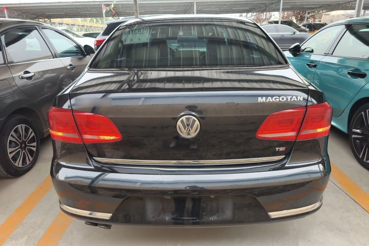 Used Volkswagen Magotan 2015 Facelift 1.8TSI Luxury Model Rear