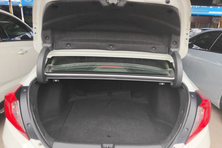 Used Honda Civic 2016 220TURBO CVT Luxury Edition Trunk