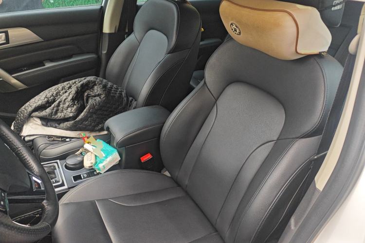 Used Haval H2 2016 Red-Label 1.5T Automatic Two-Wheel Drive Luxury Model Left Front Seat