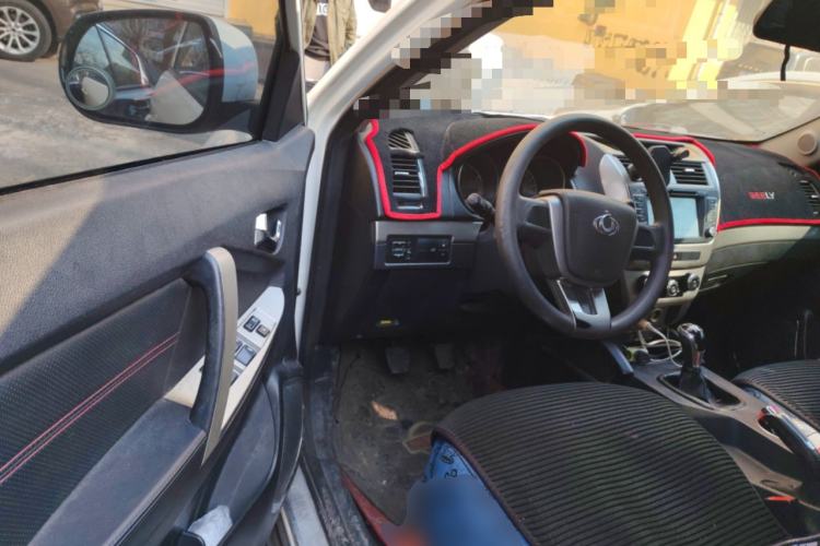 Used Geely Auto GX7 2015 Classic Edition 1.8L Manual – Exclusive for Online Retailers – China IV Standard Driver Seat