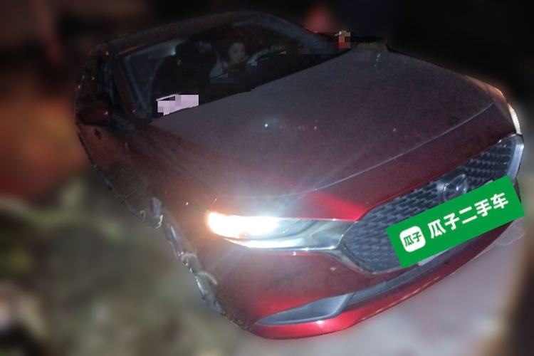 Used Mazda 3 Axela 2020 1.5L Automatic Luxury Version Front Right 45 Deg